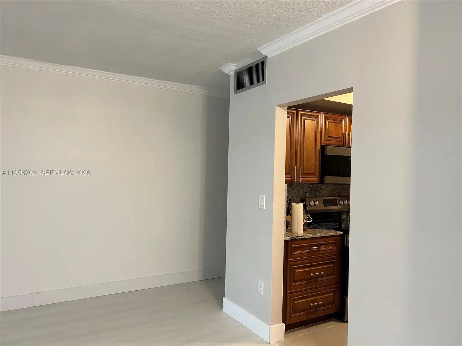 270 NE 191st St # 101, Miami FL 33179 photo 2