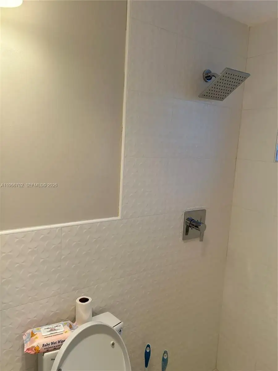 270 NE 191st St # 101, Miami FL 33179 photo 5