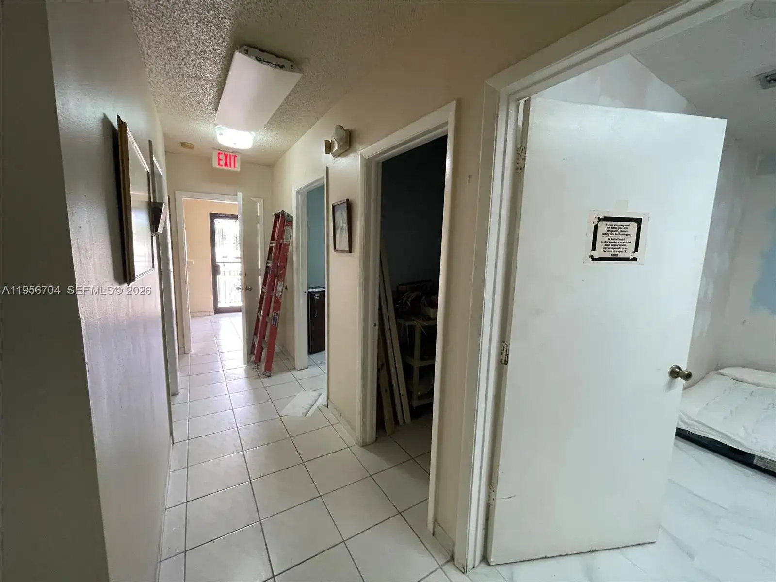 110 E 49th St, Hialeah FL 33013 photo 4
