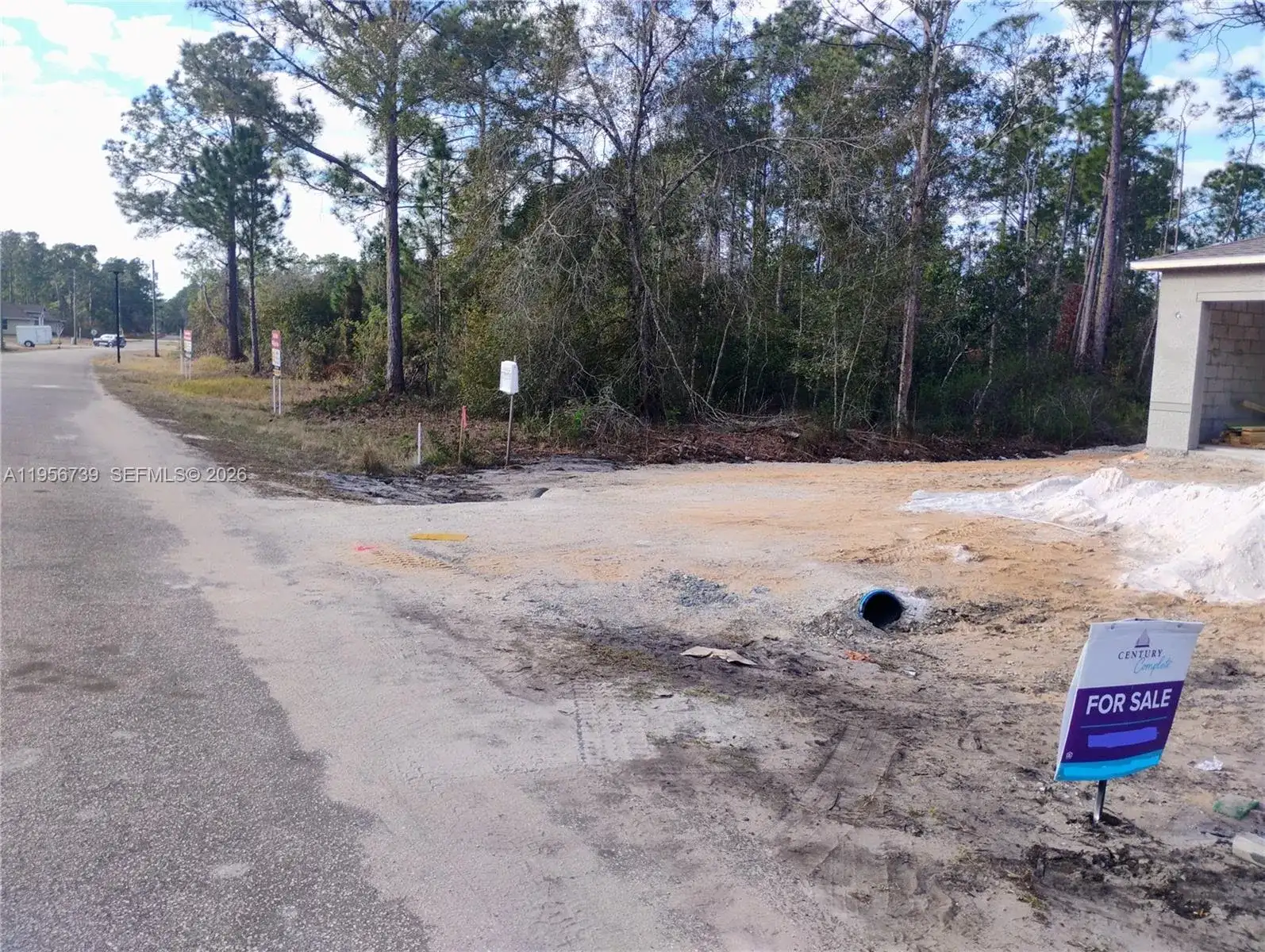 4217 Gerona, Avon Park FL 33872 photo 3