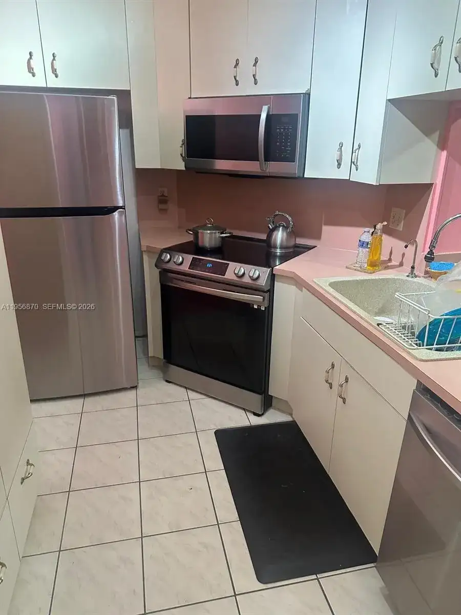 855 NE 209th St # 34, Miami FL 33179 photo 5