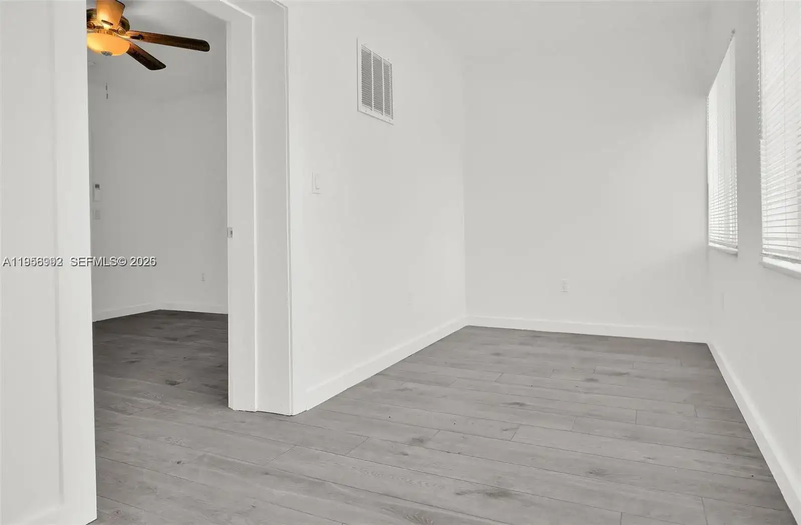 600 NW 25th Ct, Miami FL 33125 photo 5