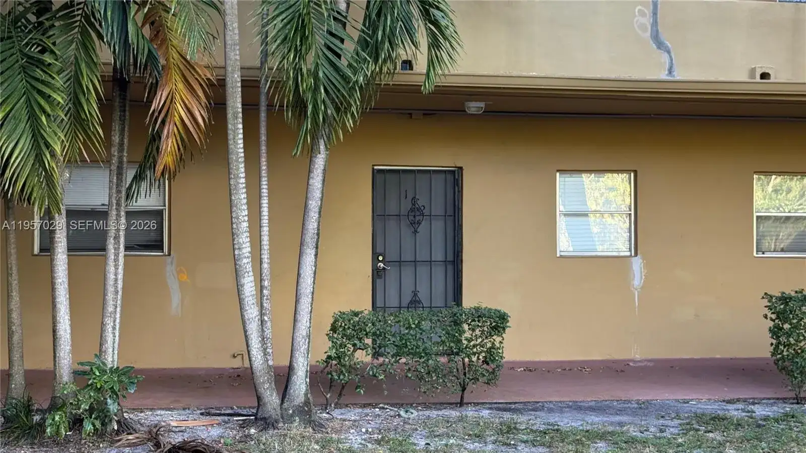 4111 Stirling Rd # 102, Dania Beach FL 33314 photo 3