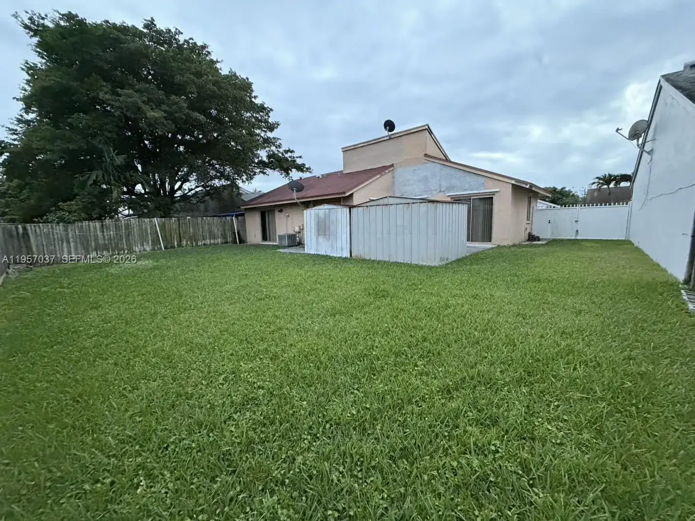 20845 SW 122nd Ct, Miami FL 33177 photo 2
