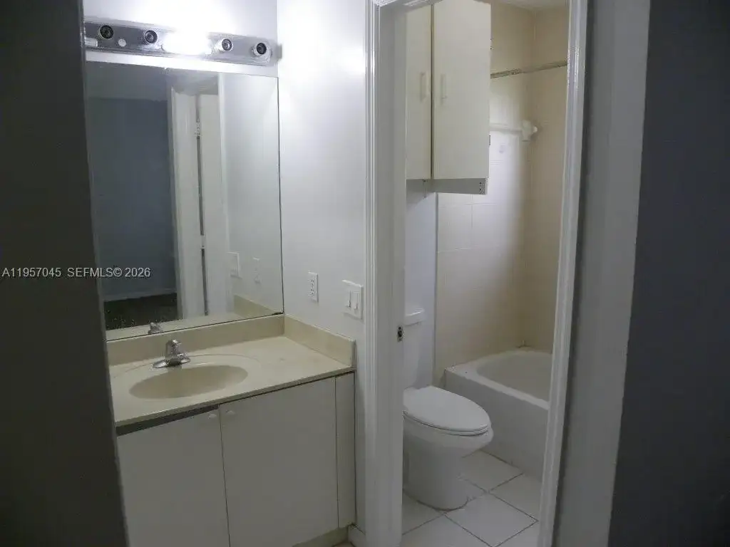 1617 SE 30th St, Homestead FL 33035 photo 5