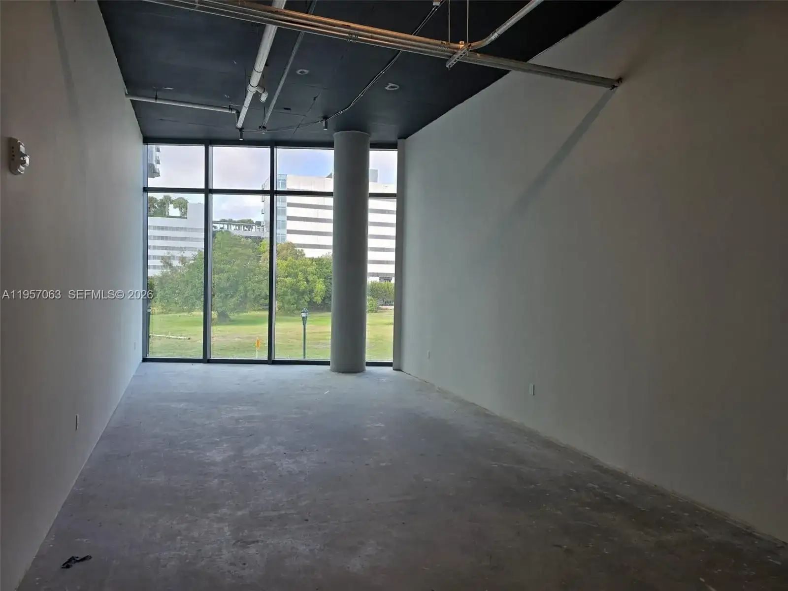 21290 Biscayne Blvd # 204, Aventura FL 33180 photo 4