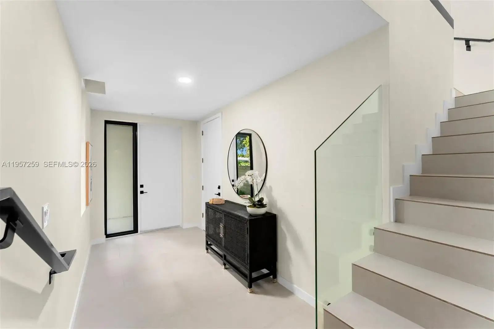 2501 SW 27 ST #2, Miami FL 33133 photo 3