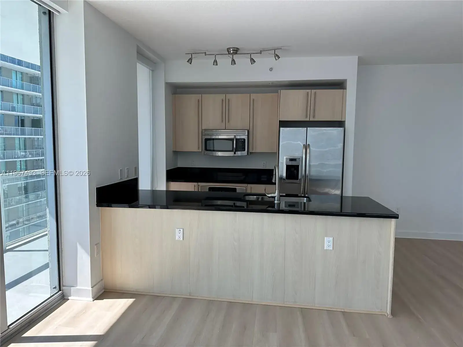 1111 SW 1st Ave, Miami FL 33130 photo 5