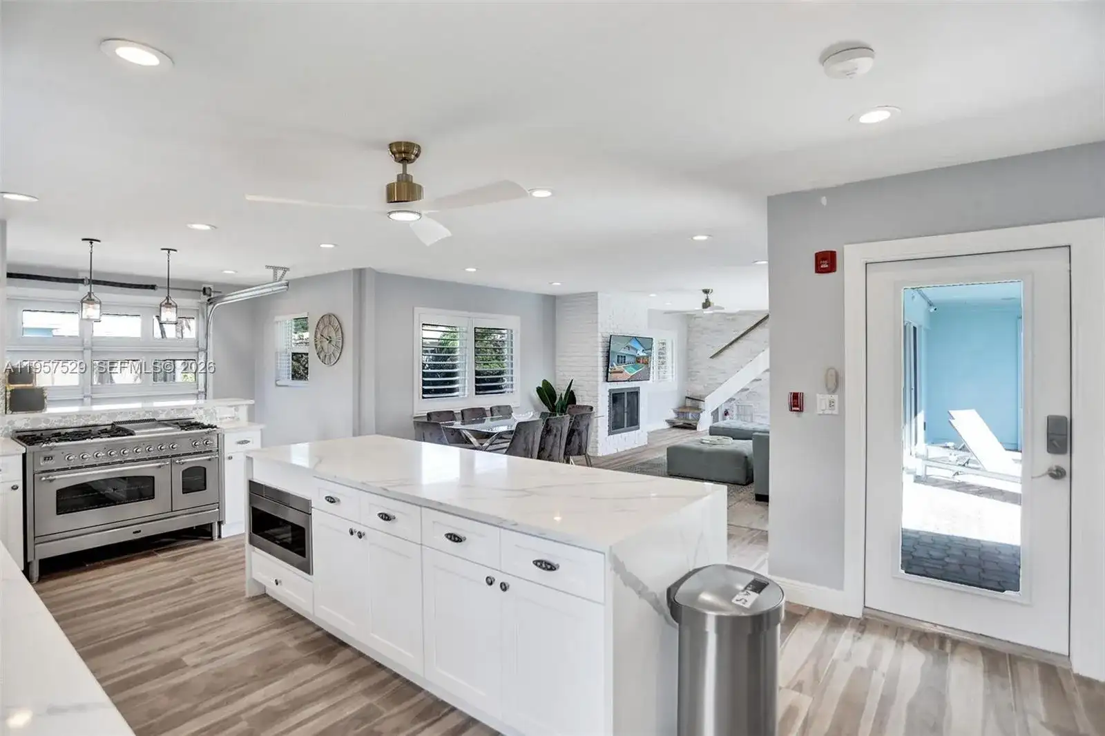 1341 SE 7th Ave, Pompano Beach FL 33060 photo 4