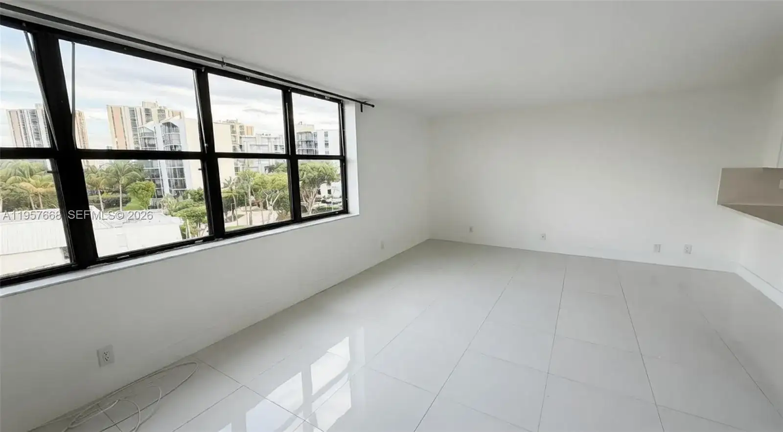 20441 NE 30th Ave # 9, Aventura FL 33180 photo 4