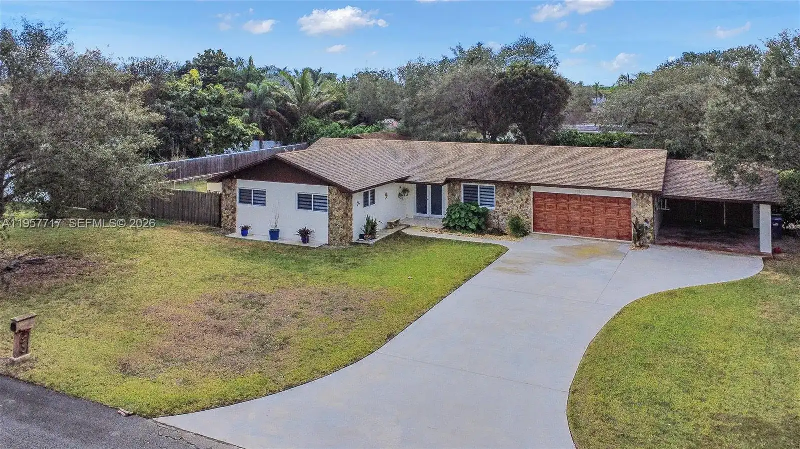 19520 SW 307th St, Homestead FL 33030 photo 2