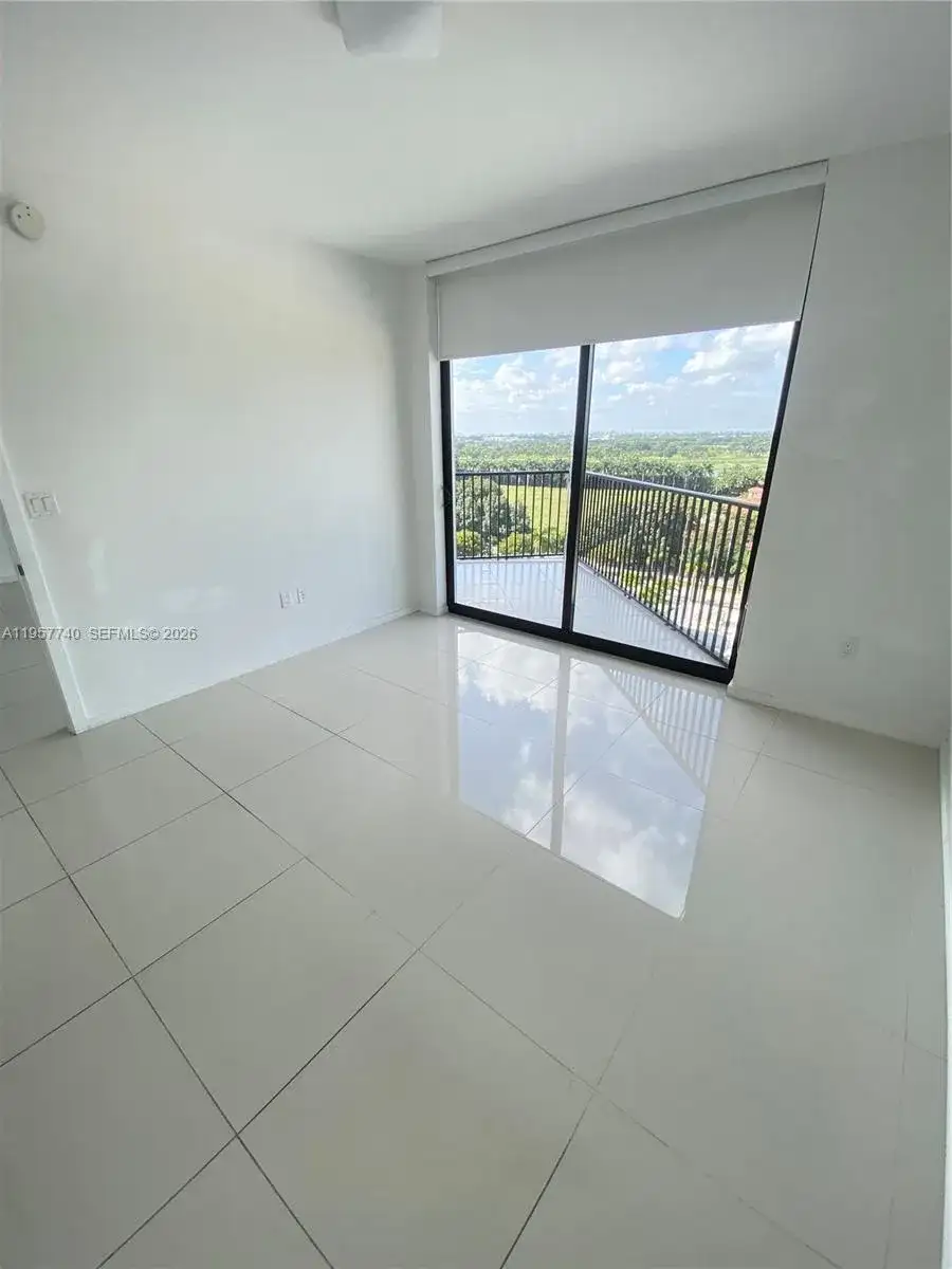 5252 NW 85th Ave # 910, Doral FL 33166 photo 2