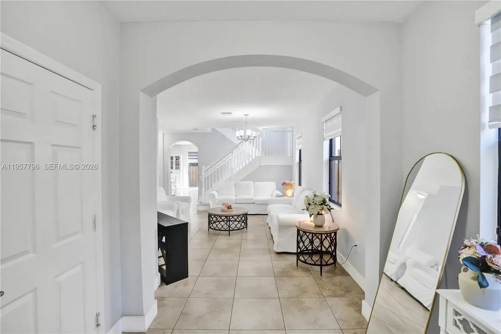 8895 NW 100th Pl, Doral FL 33178 photo 4