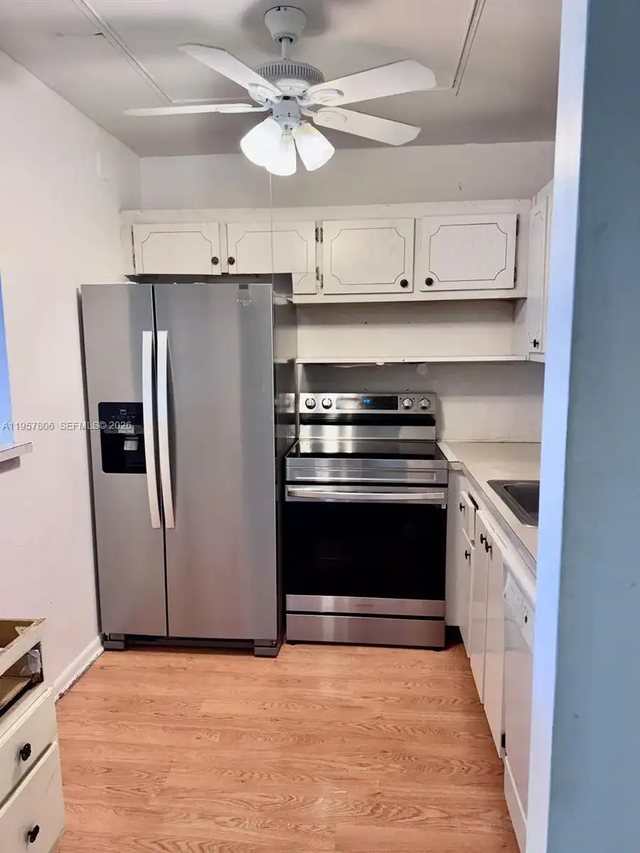 272 Dorset # G, Boca Raton FL 33434 photo 2