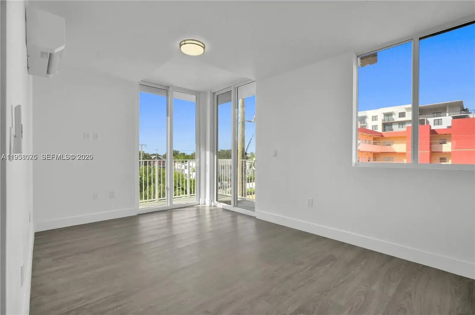 1620 NW 18th St # 104, Miami FL 33125 photo 2
