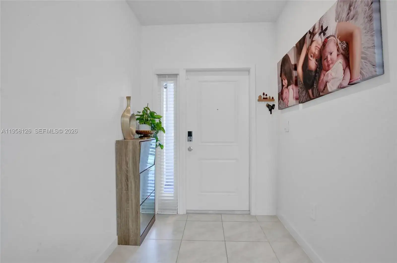 516 NE 1st Dr, Florida City FL 33034 photo 5