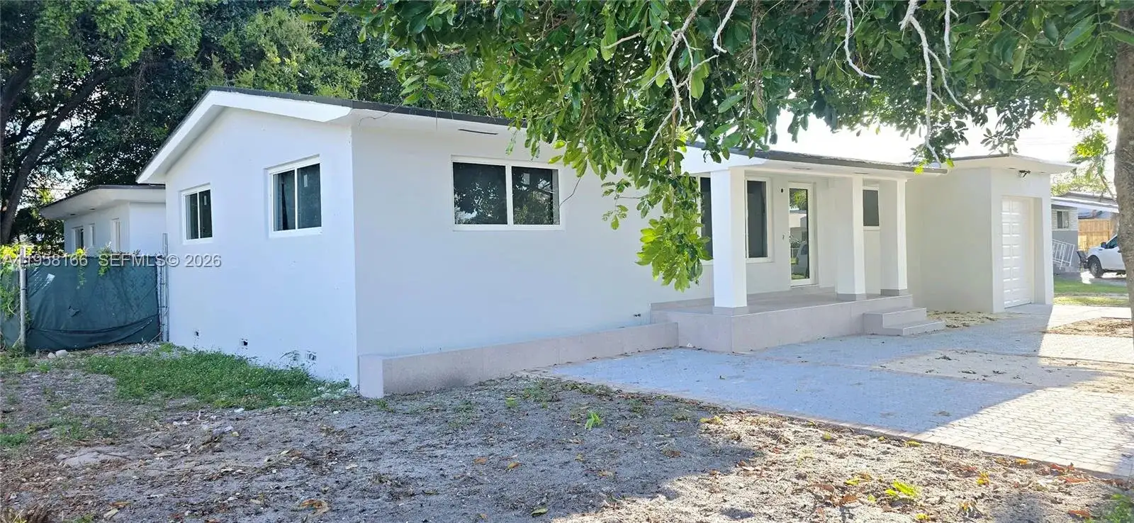 2530 NW 111th St, Miami FL 33167 photo 4
