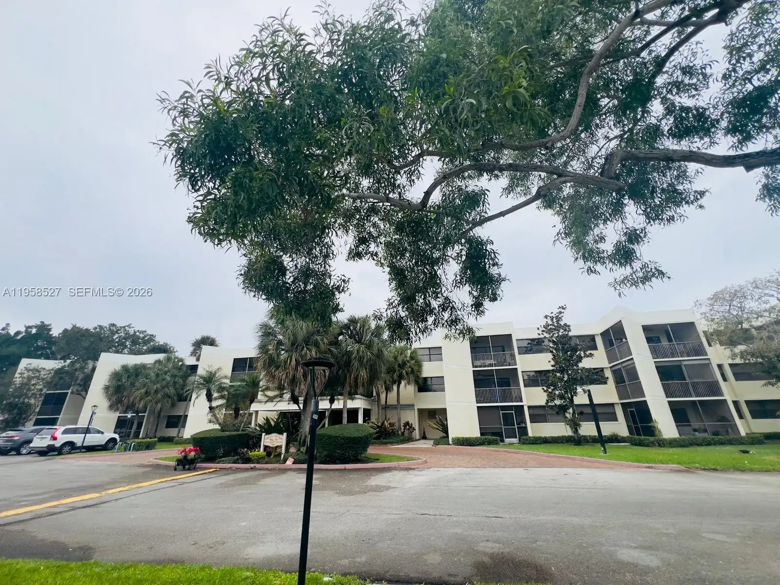 491 Racquet Club Rd # 211, Weston FL 33326 photo 5