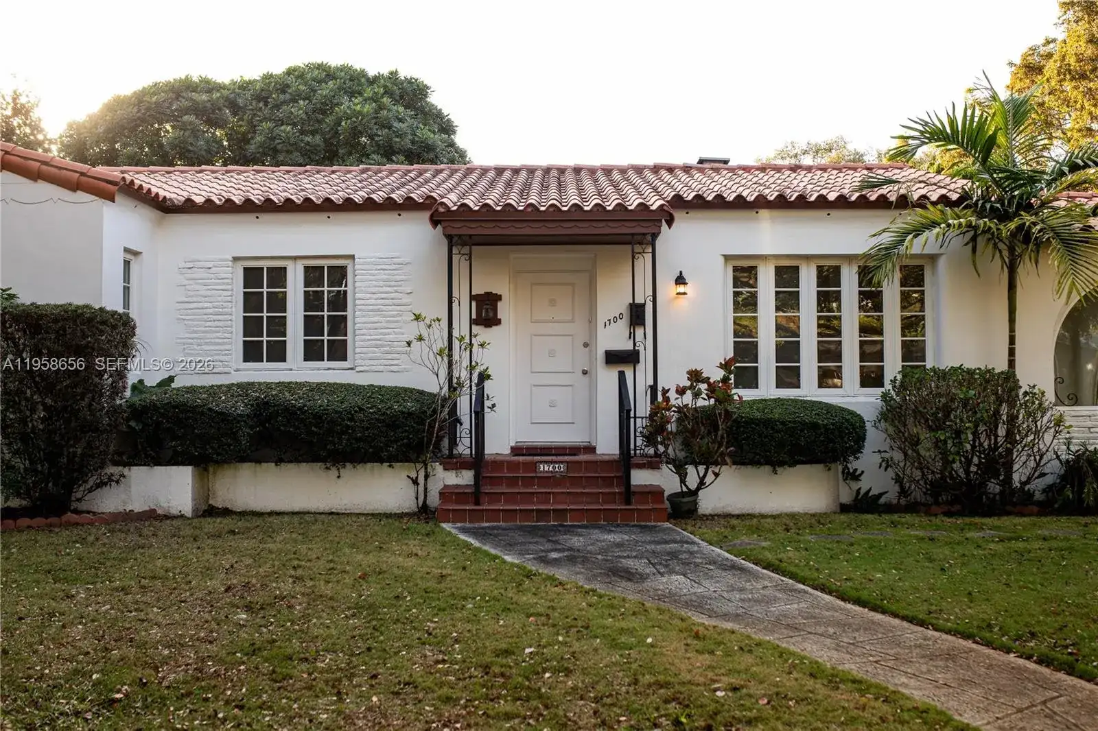 1700 Cortez St, Coral Gables FL 33134 photo 2