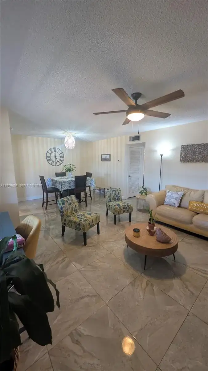 5300 Washington St # T324, Hollywood FL 33021 photo 2