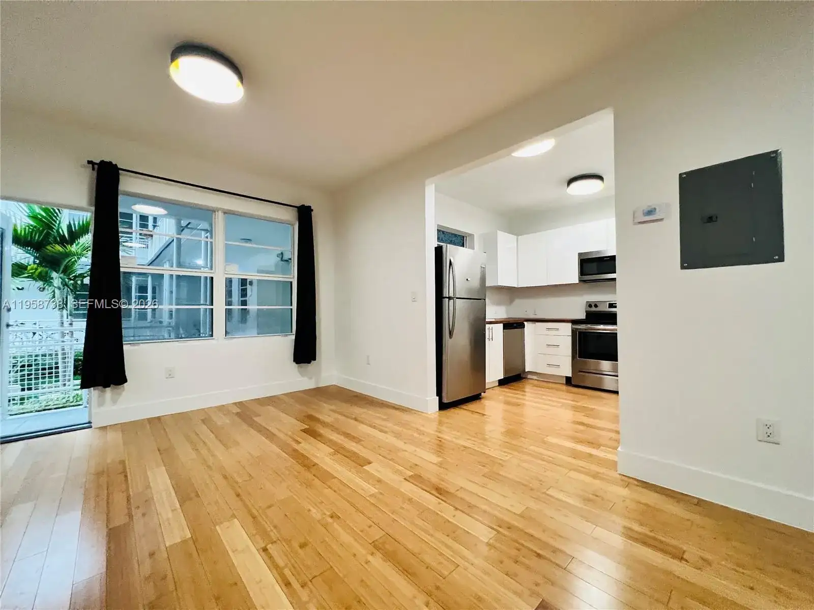 960 Bay Dr # 912, Miami Beach FL 33141 photo 2