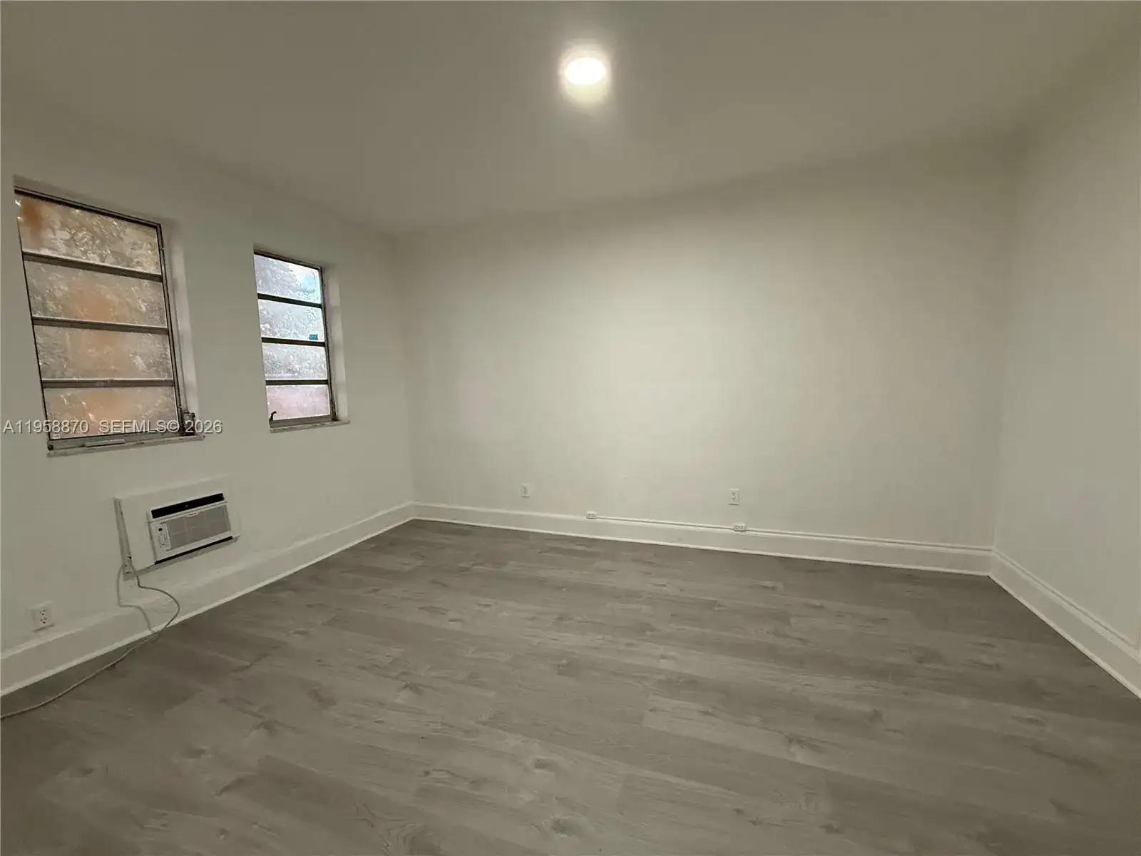 1560 SW 5th St # 11, Miami FL 33135 photo 2