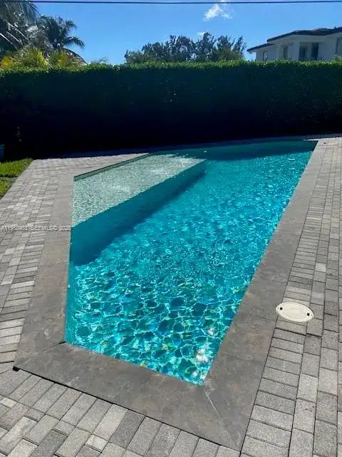 1000 N Shore Dr # 0, Miami Beach FL 33141 photo 4