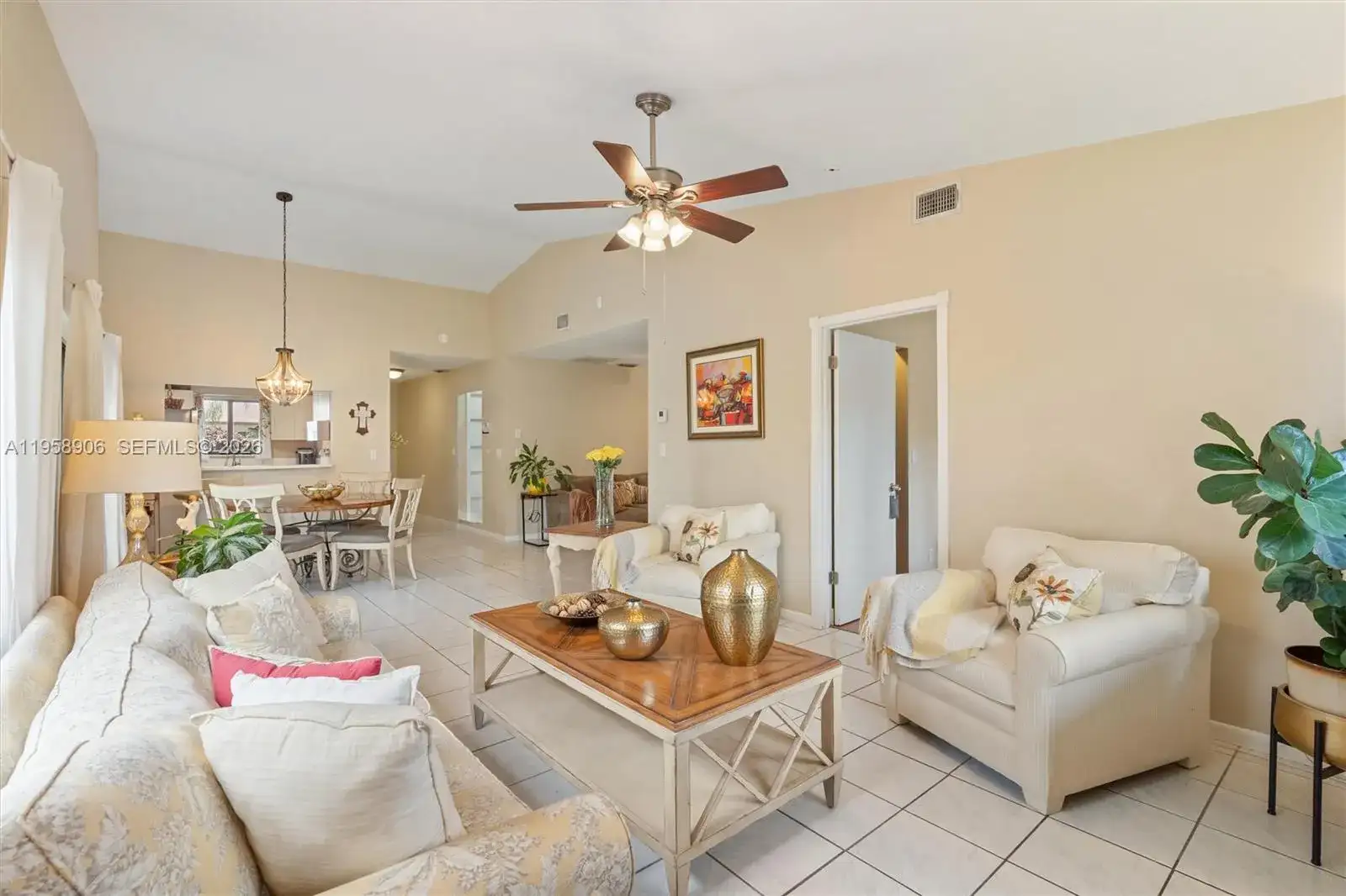 6710 S Parkway Dr # 11, Margate FL 33068 photo 4