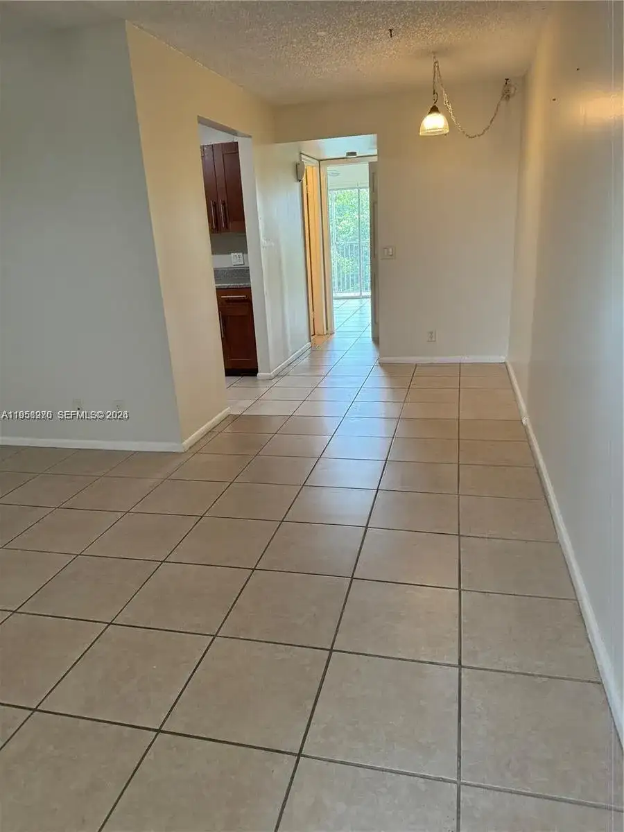13550 SW 6th Ct # 409A, Pembroke Pines FL 33027 photo 5