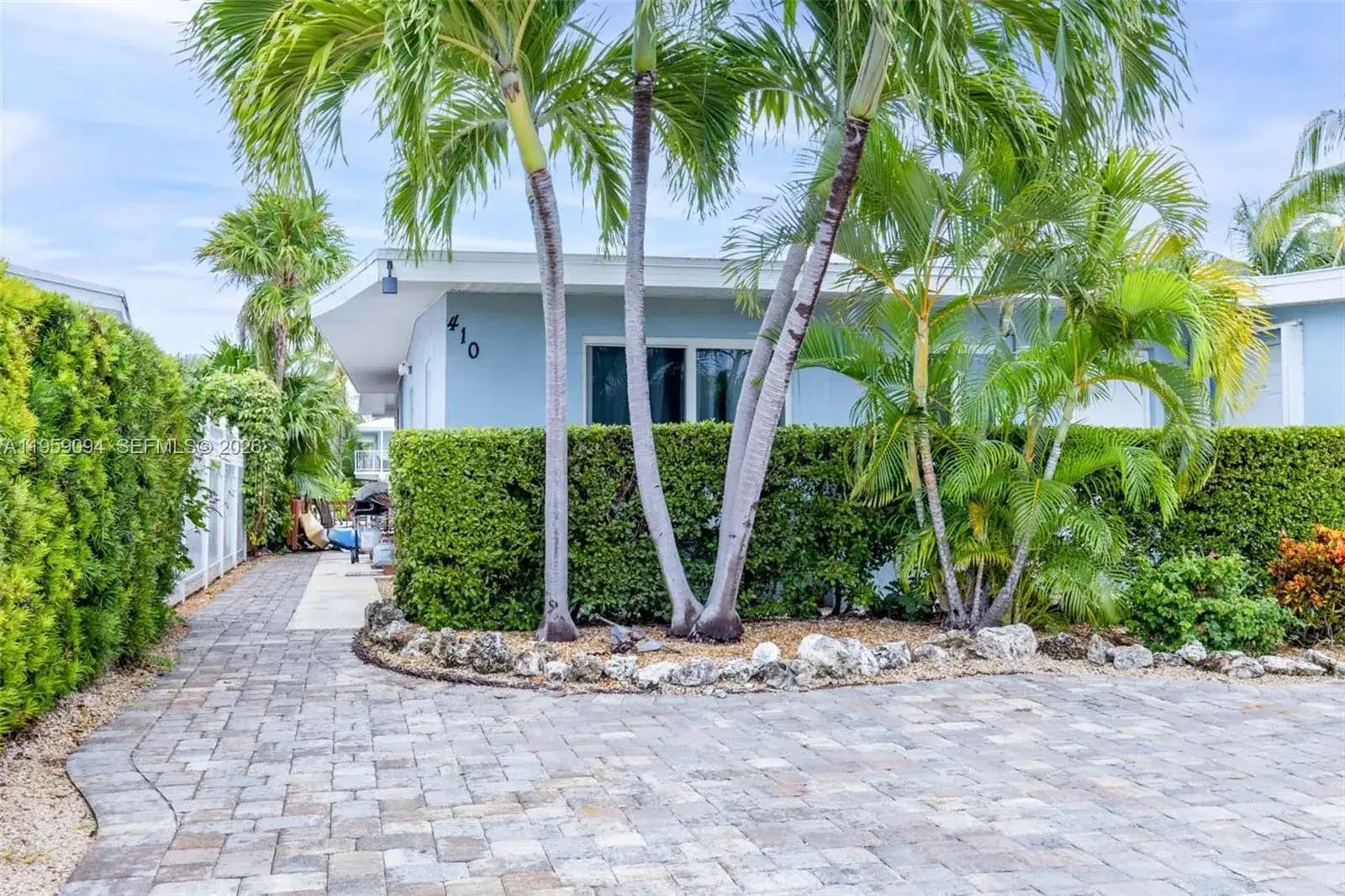 410 10th St, Key Colony FL 33051 photo 3