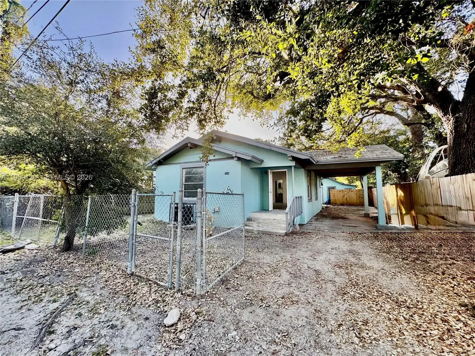 7528 NE 3rd Ct, Miami FL 33138 photo 2