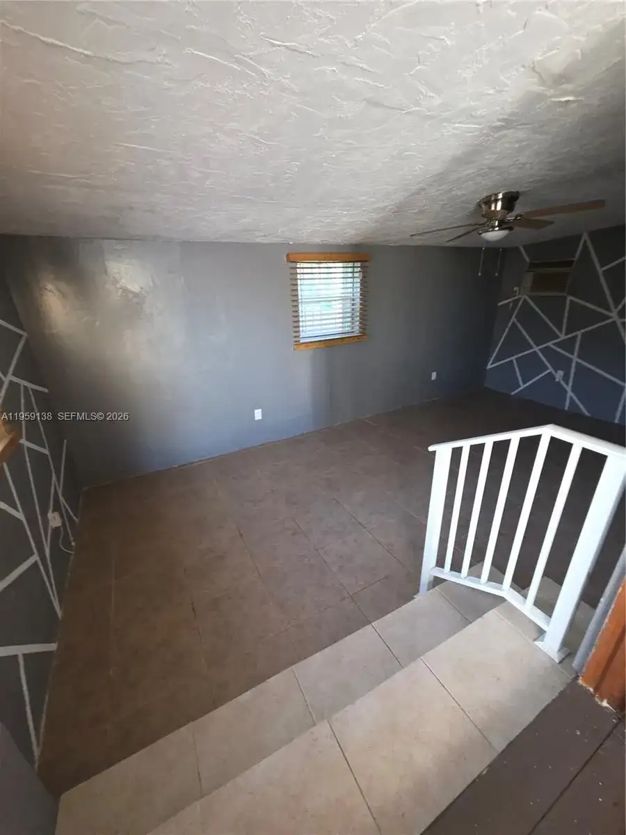 2401 NW 56th St, Miami FL 33142 photo 5