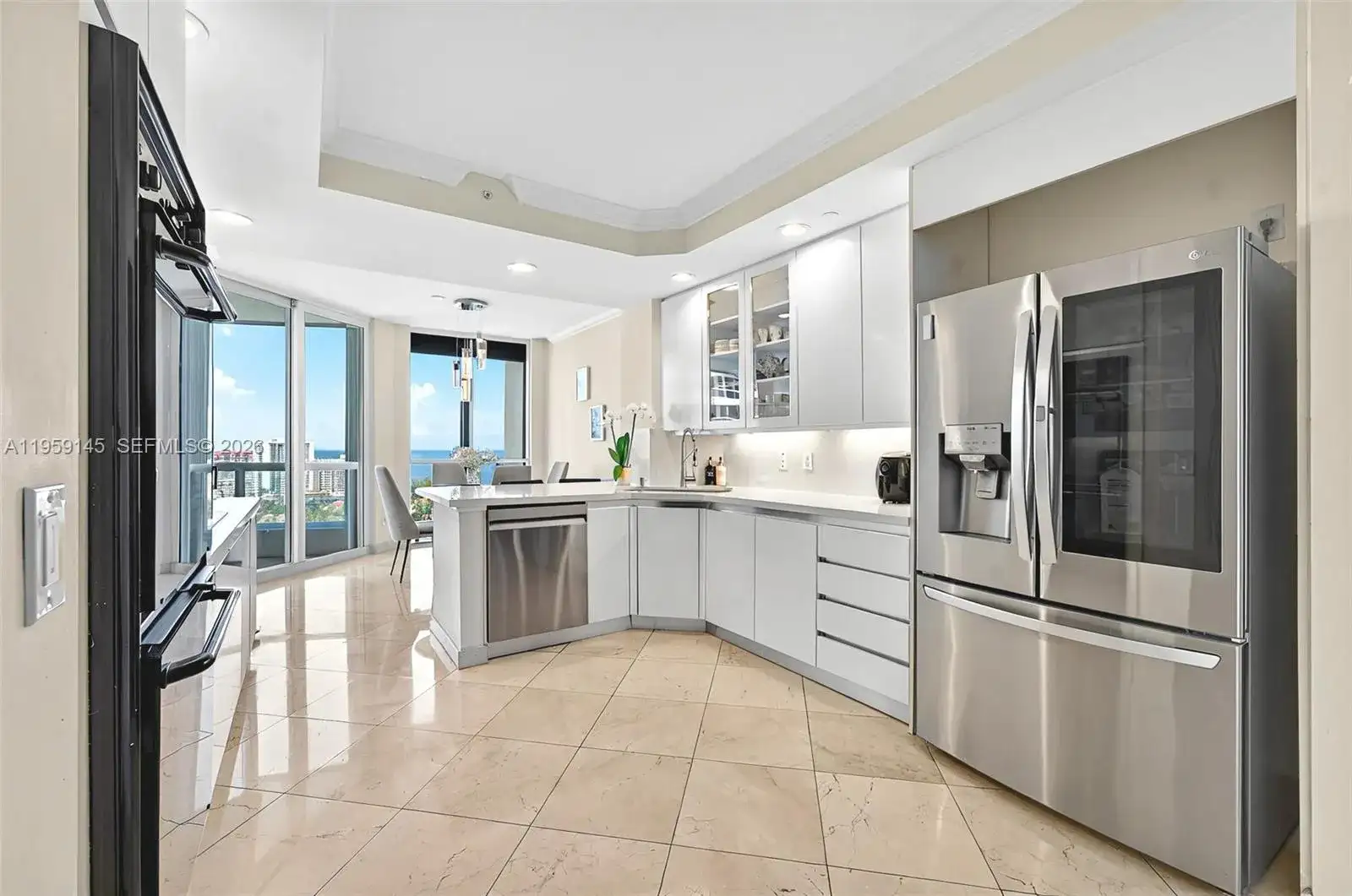 21050 Point Pl # 2301, Aventura FL 33180 photo 5