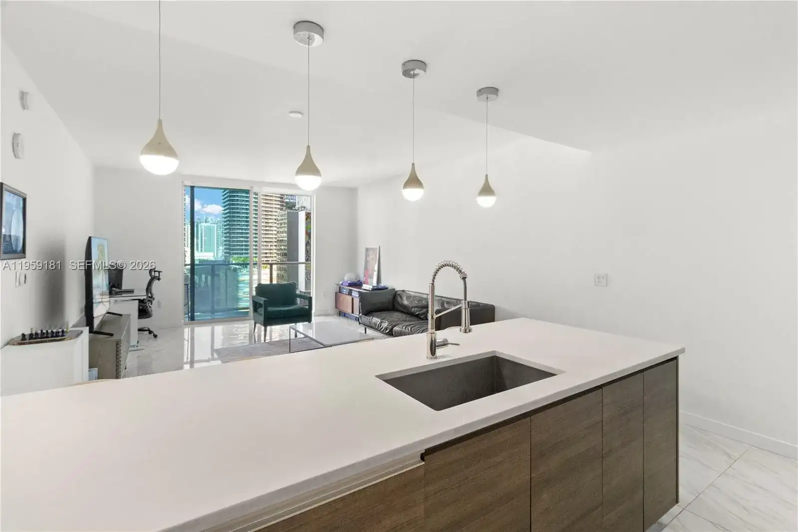 1100 S Miami Ave # 1609, Miami FL 33130 photo 4