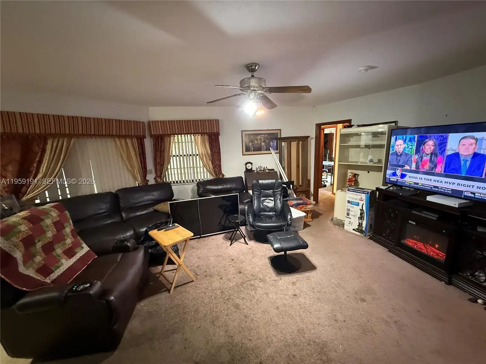 1140 NW 78th Ter, Plantation FL 33322 photo 2