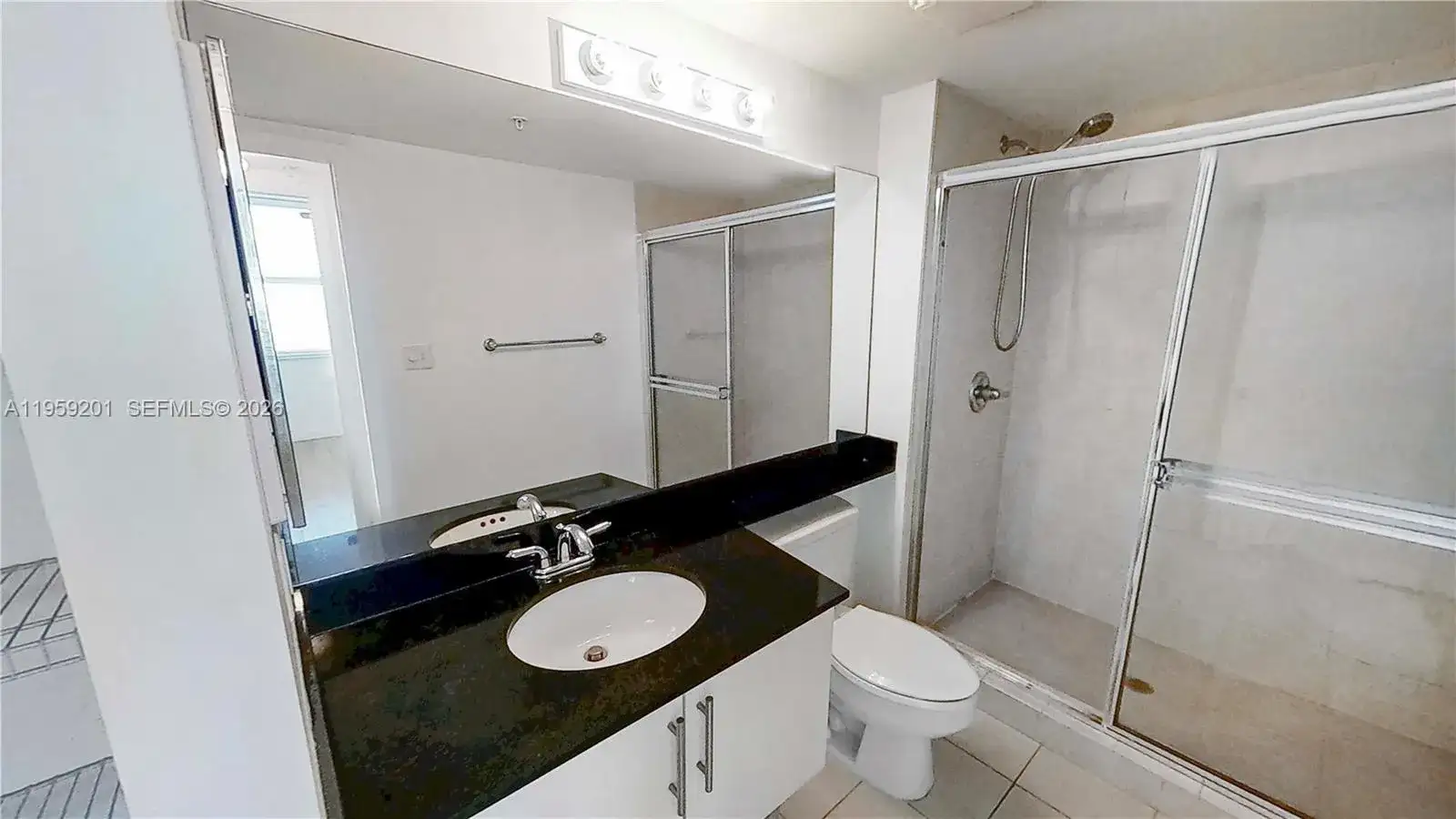 31 SE 5th St # 2408, Miami FL 33131 photo 5