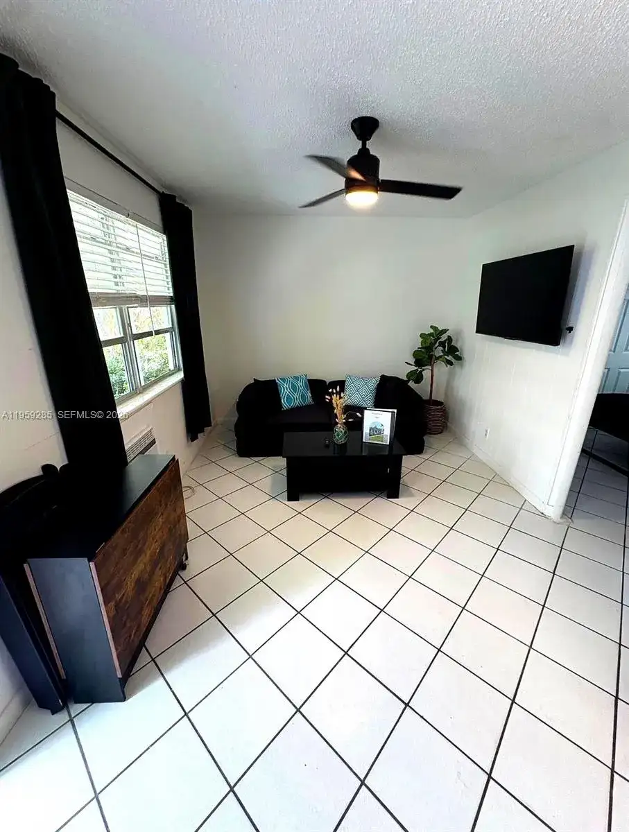 3210 Canal Dr # 7, Pompano Beach FL 33062 photo 4