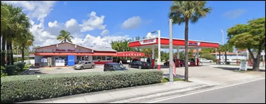 Confidential, North Miami FL 33161 photo 2