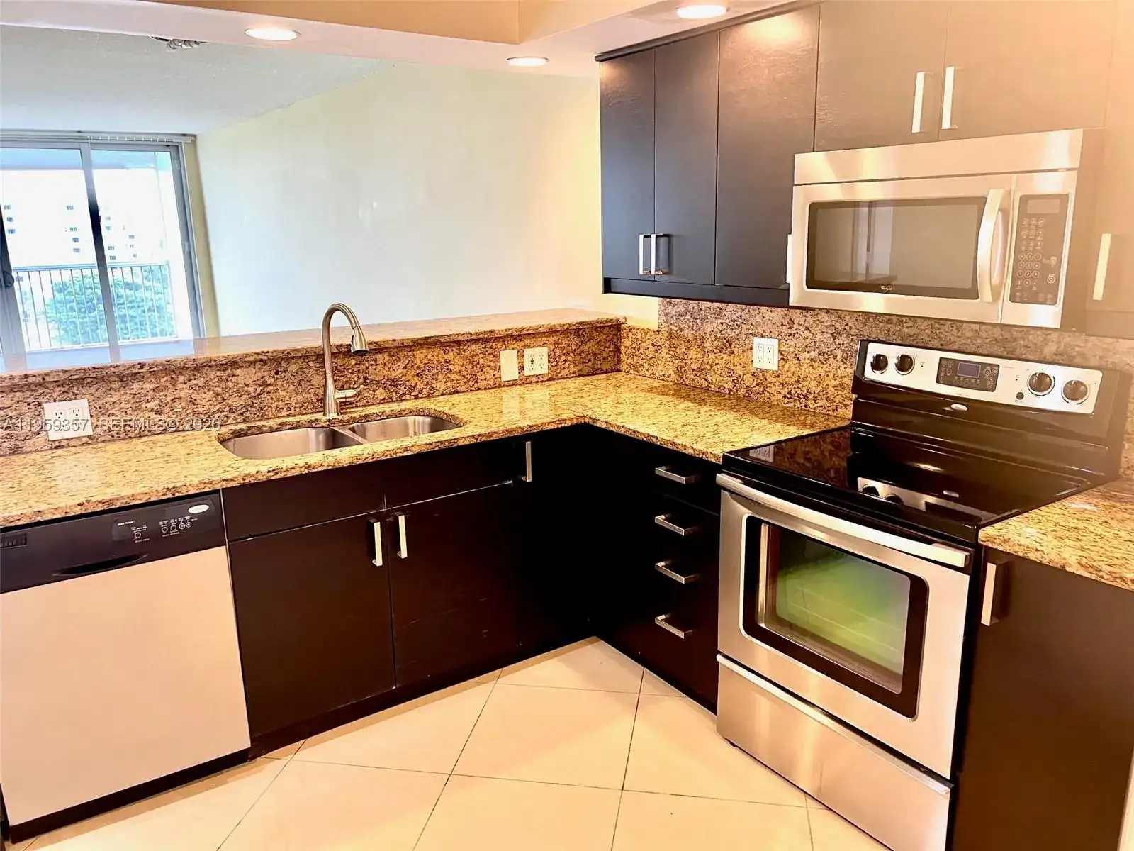 2940 N Course Dr # 910, Pompano Beach FL 33069 photo 3