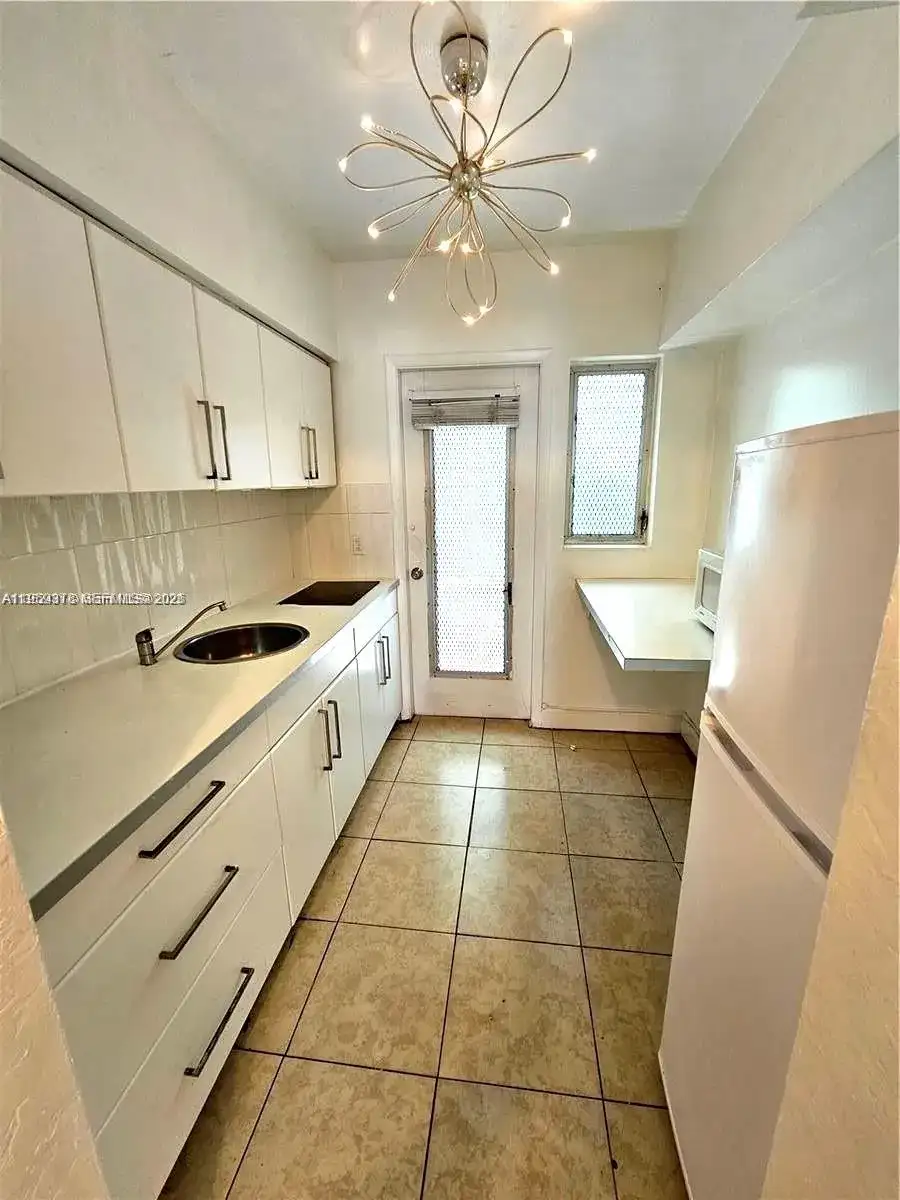 761 Euclid Ave # 3, Miami Beach FL 33139 photo 2