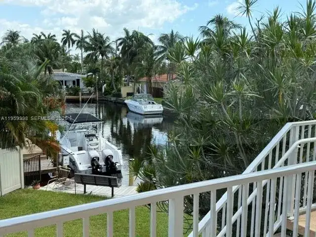 301 E Mcnab Rd # 205, Pompano Beach FL 33060 photo 2