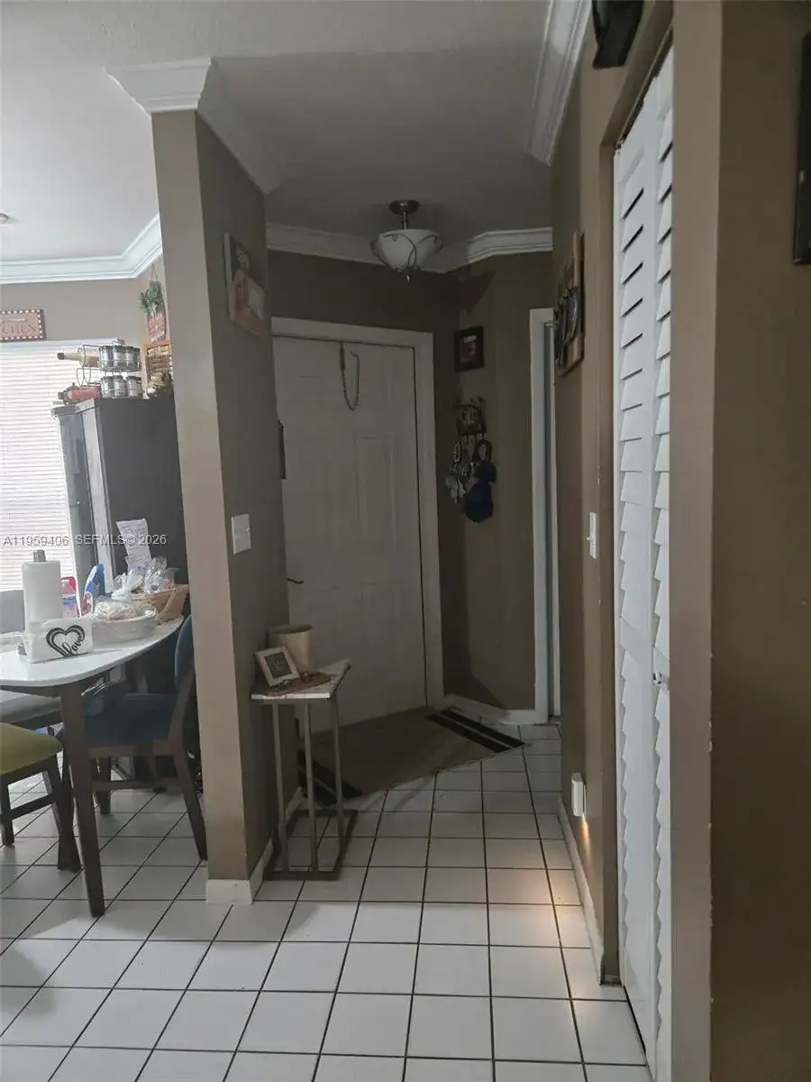 4925 W Lakes Dr, Deerfield Beach FL 33442 photo 3
