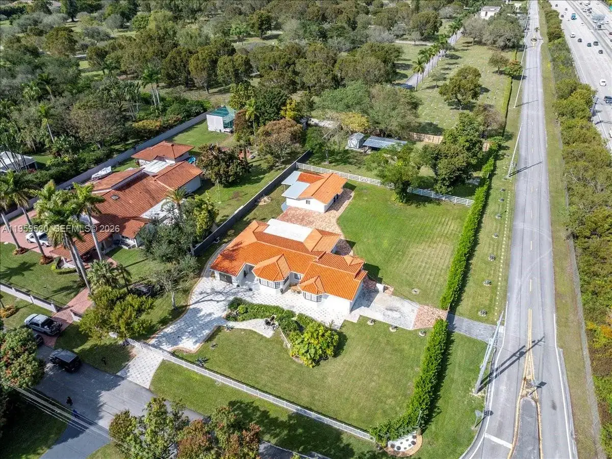 7705 SW 66th St # 0, South Miami FL 33143 photo 3
