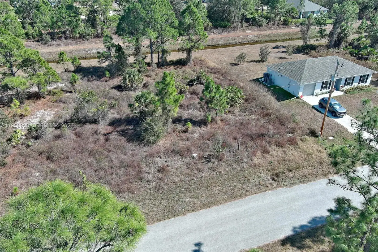 943 FOXDALE AVE, Lehigh Acres FL 33974 photo 5