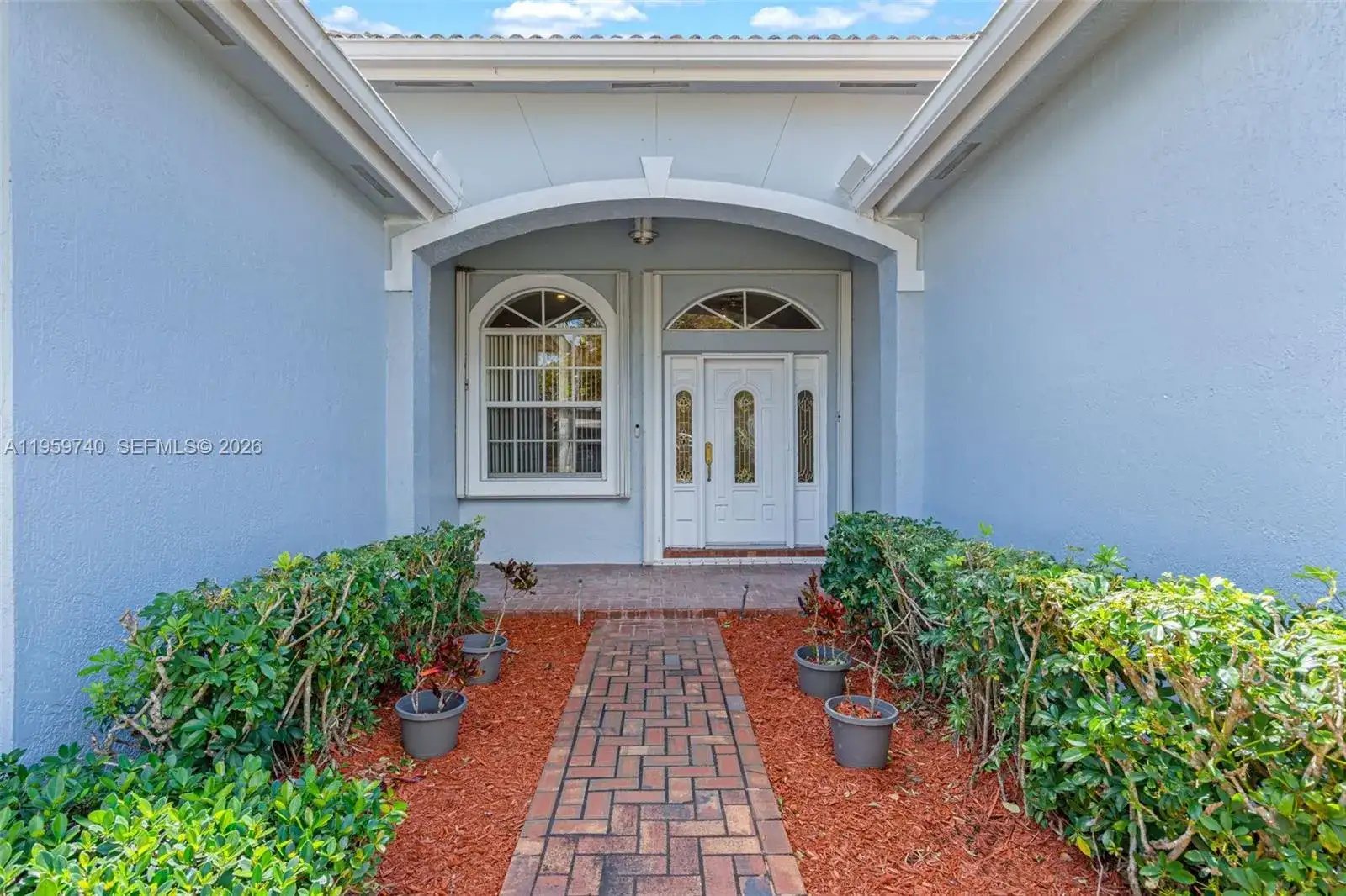 2570 SE 4th Pl, Homestead FL 33033 photo 5