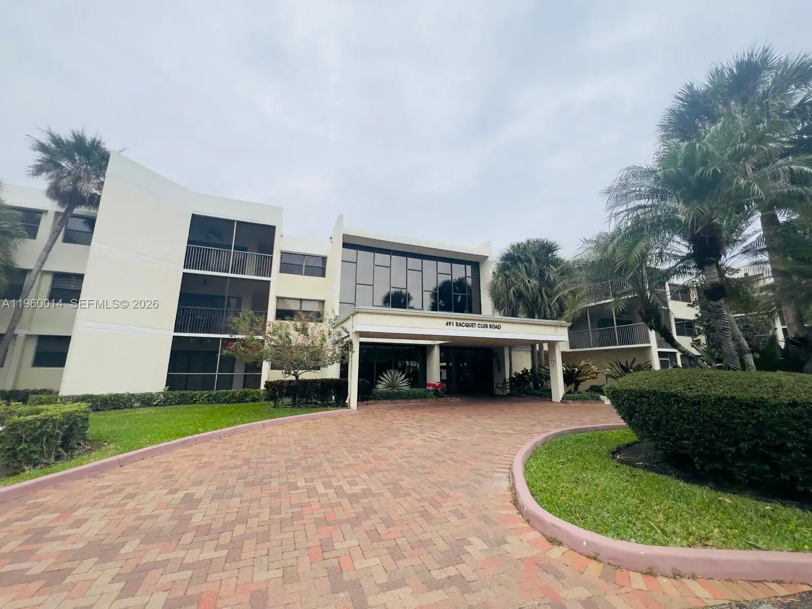 491 Racquet Club Rd # 211, Weston FL 33326 photo 3