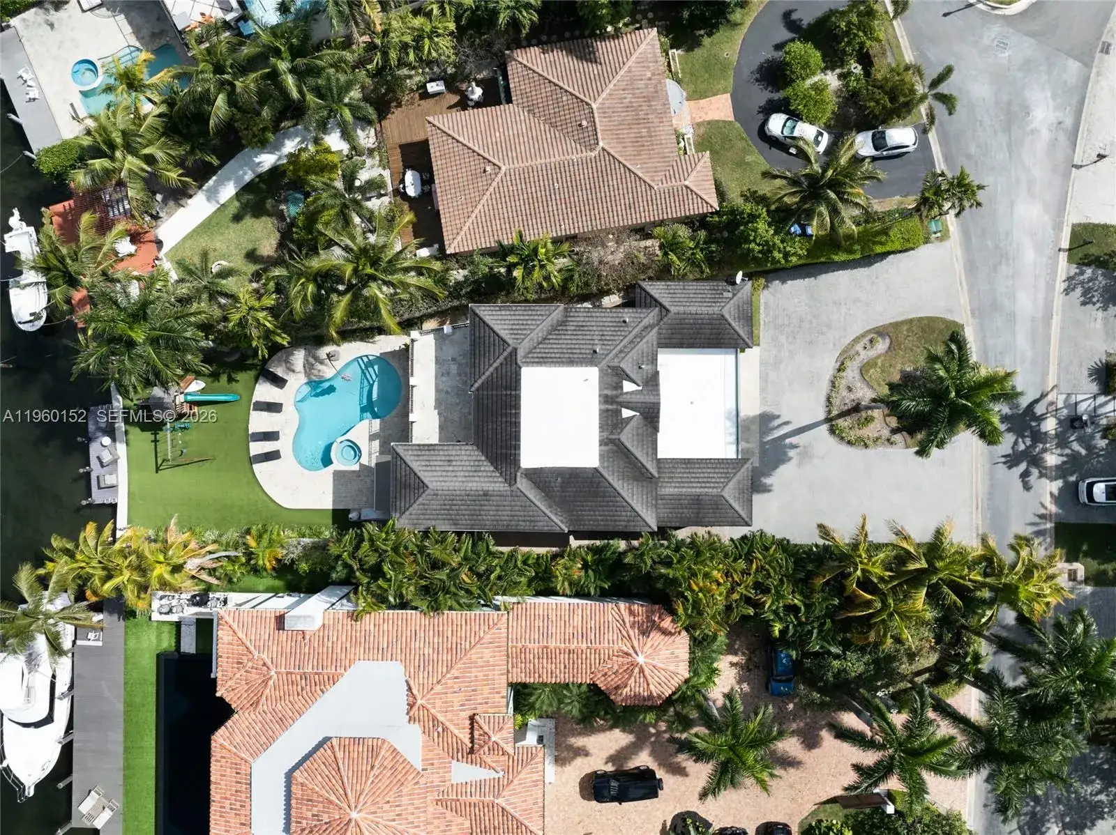 520 N Parkway, Golden Beach FL 33160 photo 5