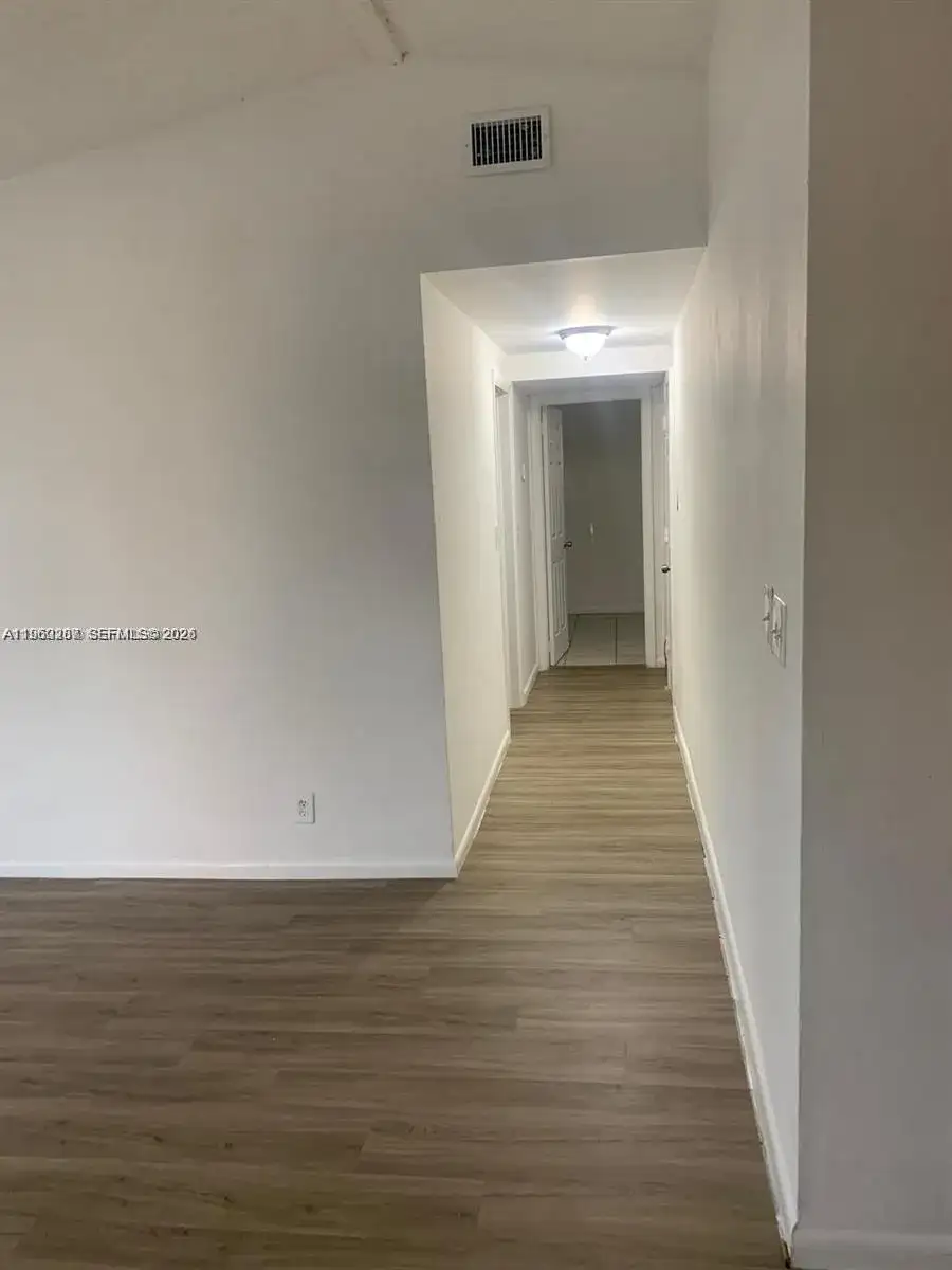 411 SW 22nd Ave, Fort Lauderdale FL 33312 photo 4