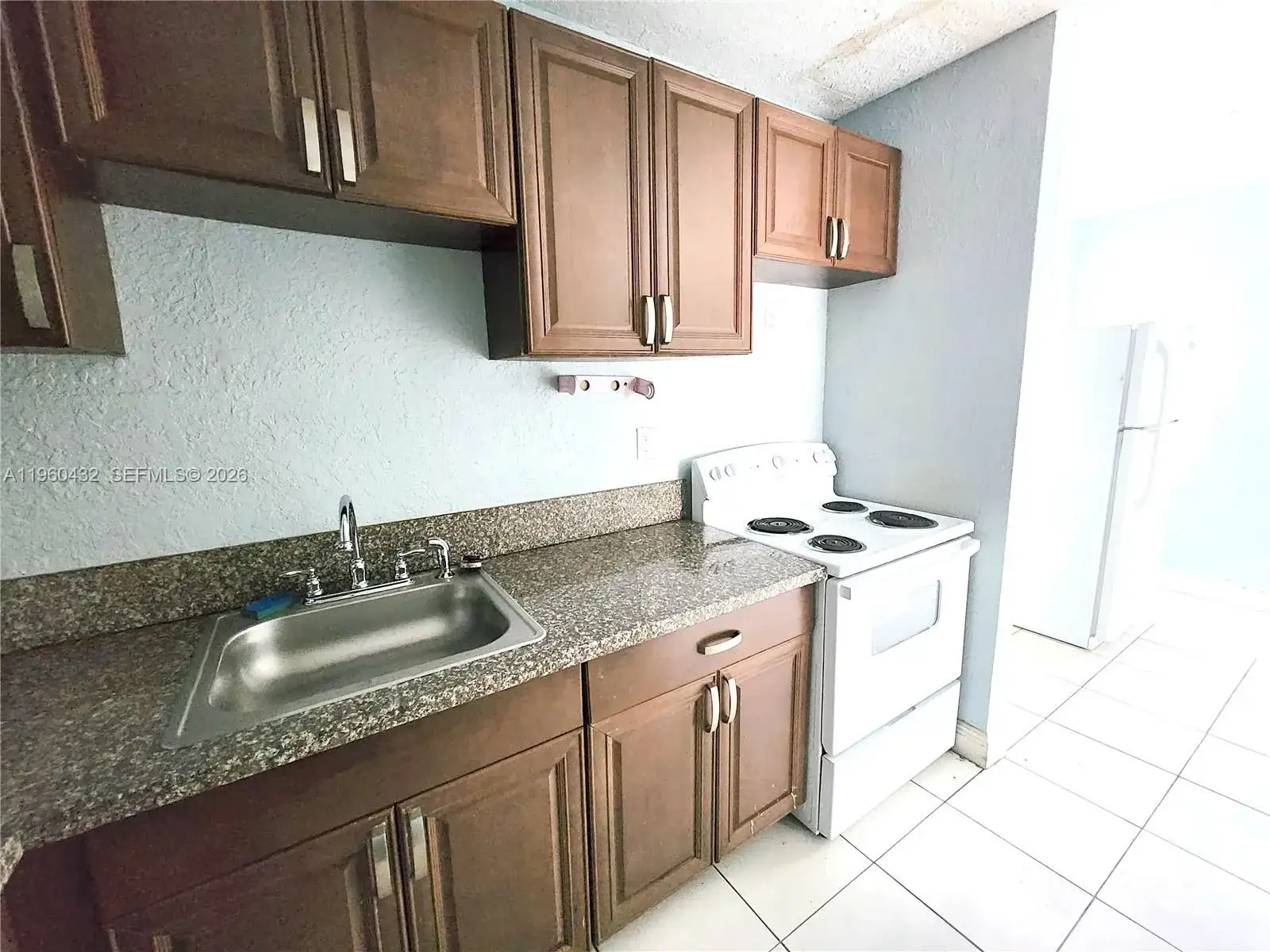 2141 NW 91st St # B, Miami FL 33147 photo 2