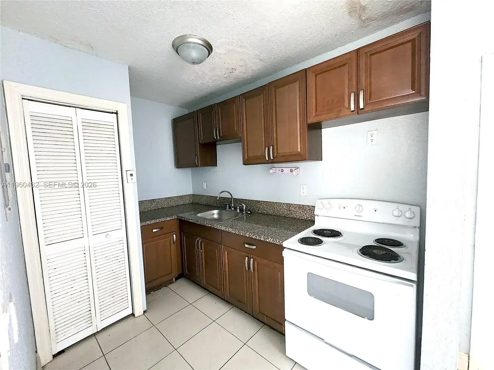 2141 NW 91st St # B, Miami FL 33147 photo 3